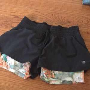 Shorts athletic